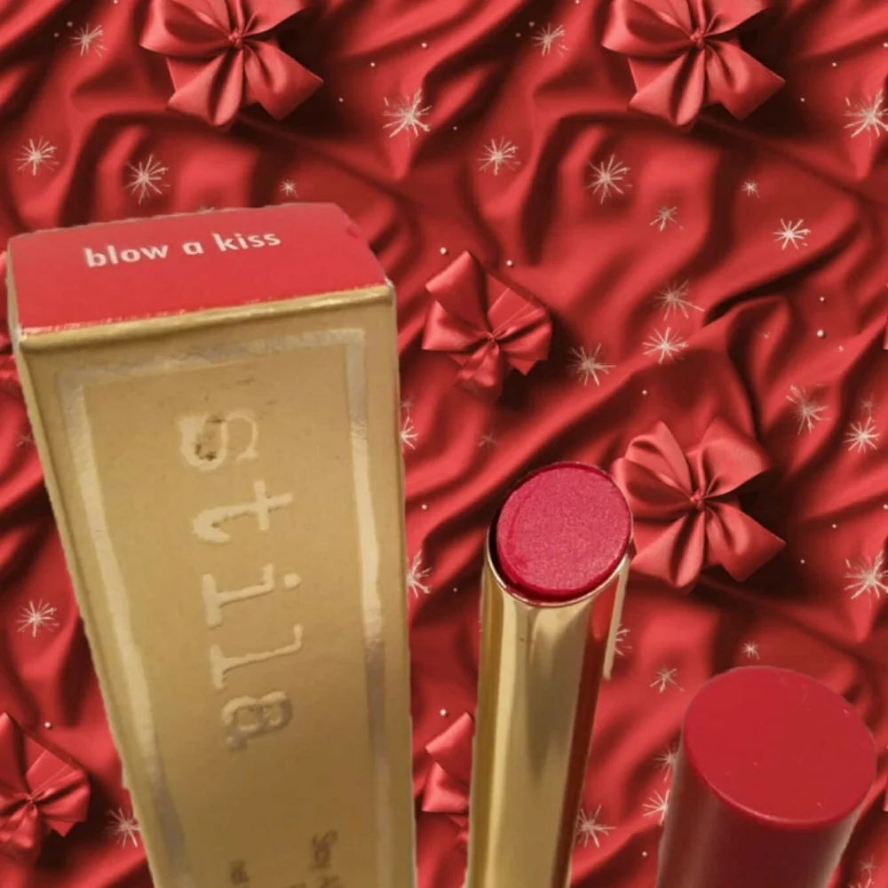 ❇️🧚‍♀️BLOW A KISS Stila SWATCHED 1X RARE Lipstick
